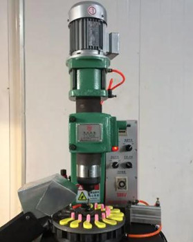 怎樣安全地操作氣液增壓鉚接機？
